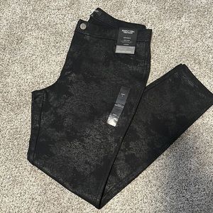 NWT Simply Vera Vera Wang Skinny MidRise Effortless Ponte Pant - Color: Crackle